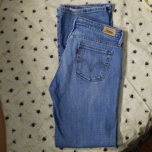 Levis Strauss size 6 Medium Lowboot Cut 545 jean